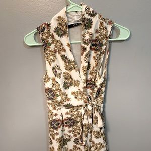 Patterned wrap dress